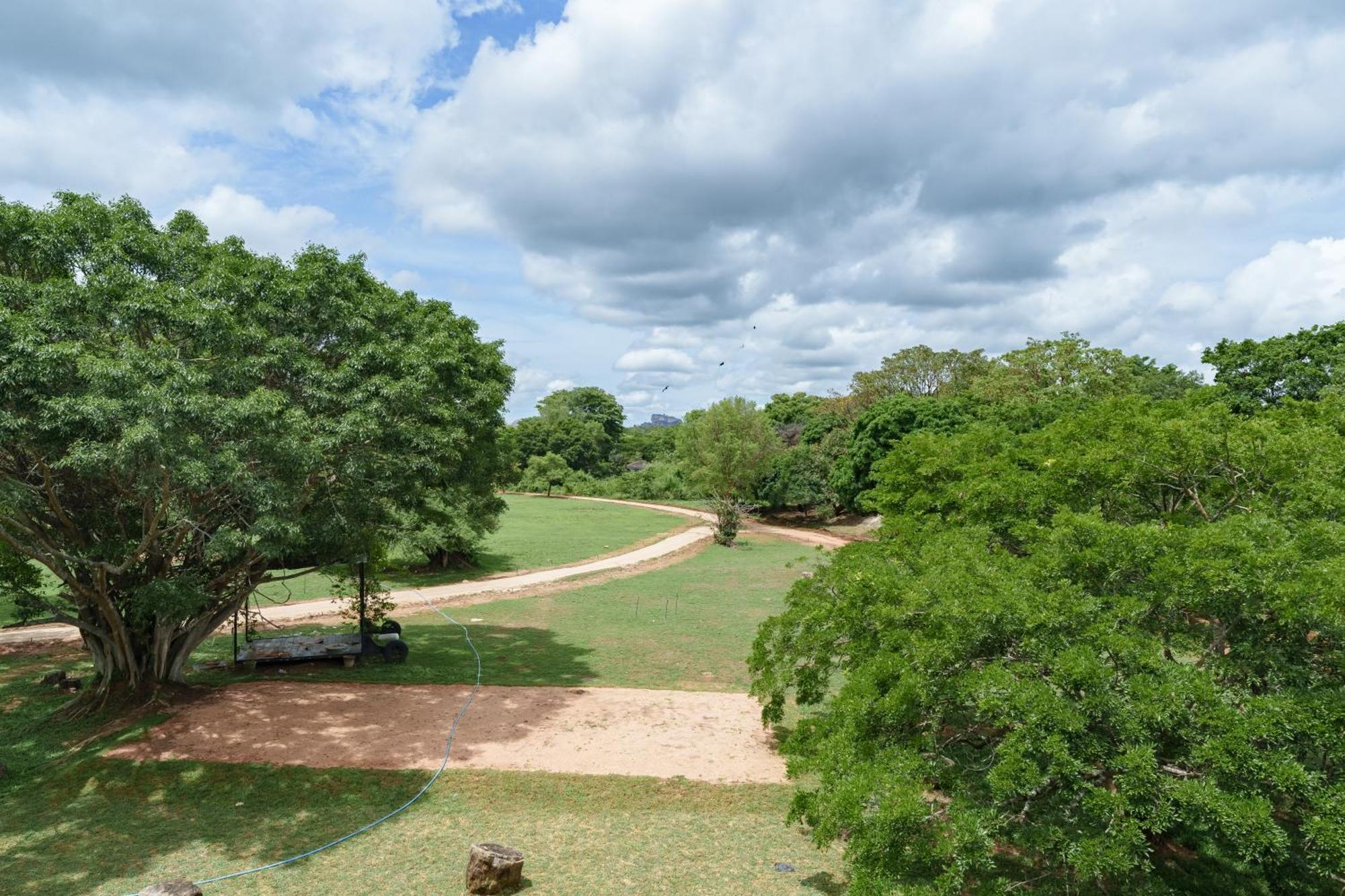 Ayugiri Ayurveda Wellness Resort Sigiriya Ngoại thất bức ảnh